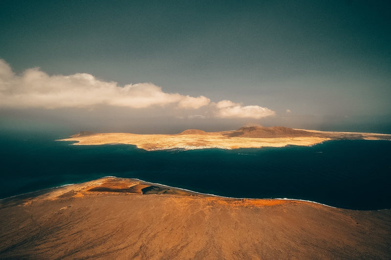 CAMMINARE NELL'ISOLA DEL FUOCO