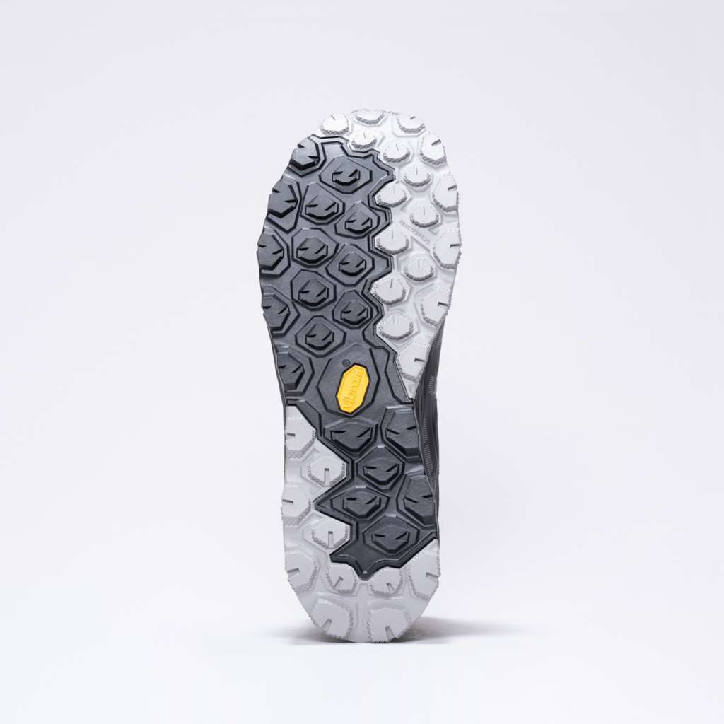 AKU Flyrock Mid GTX Nero-Argento suola