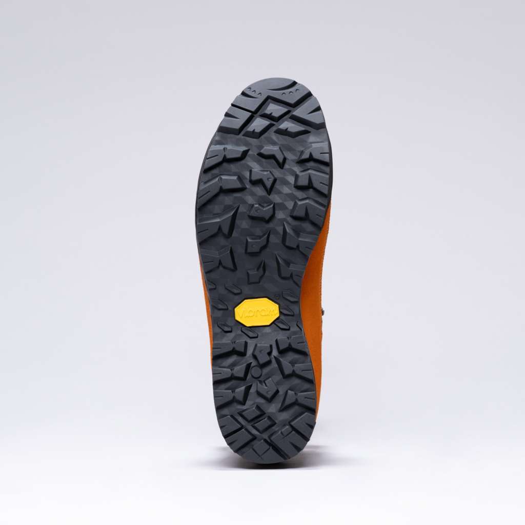 AKU Trekker Pro II GTX Nero-Arancio suola