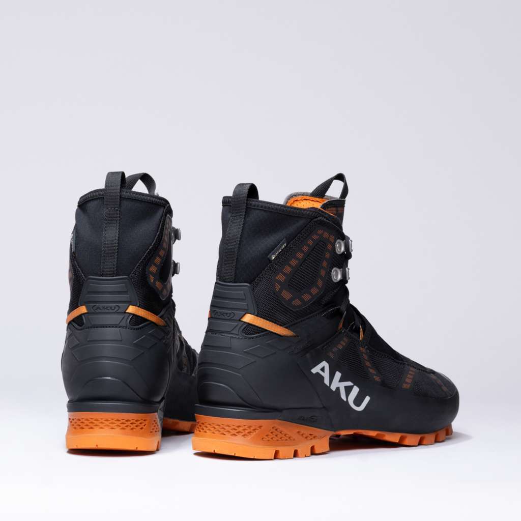 AKU Viaz DFS GTX Nero-Arancio vista posteriore