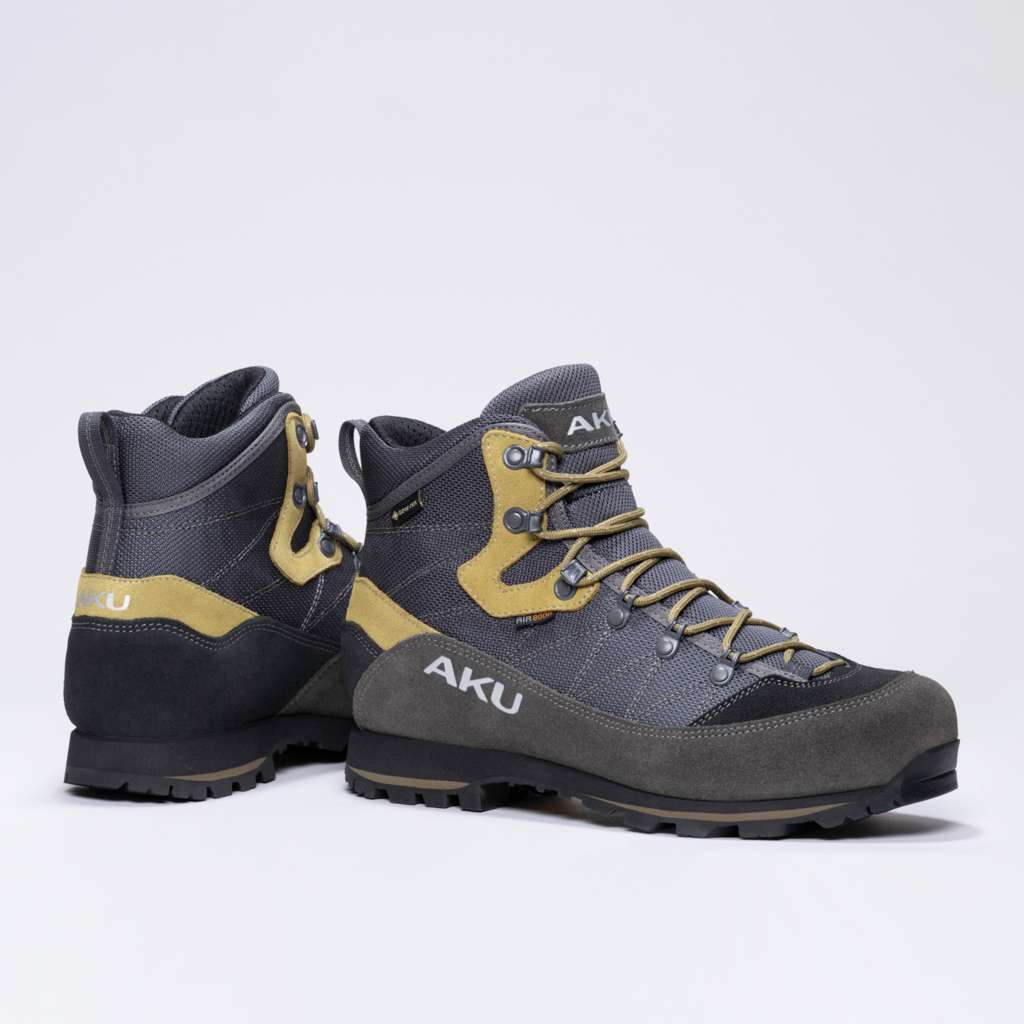AKU Trekker Lite III Wide GTX Grigio scuro-Senape vista paio completo