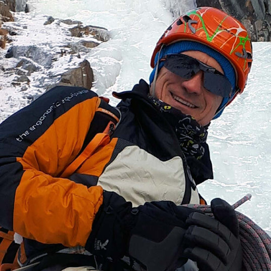 Elio Bonfanti - test scarpa da avvicinamento Rock