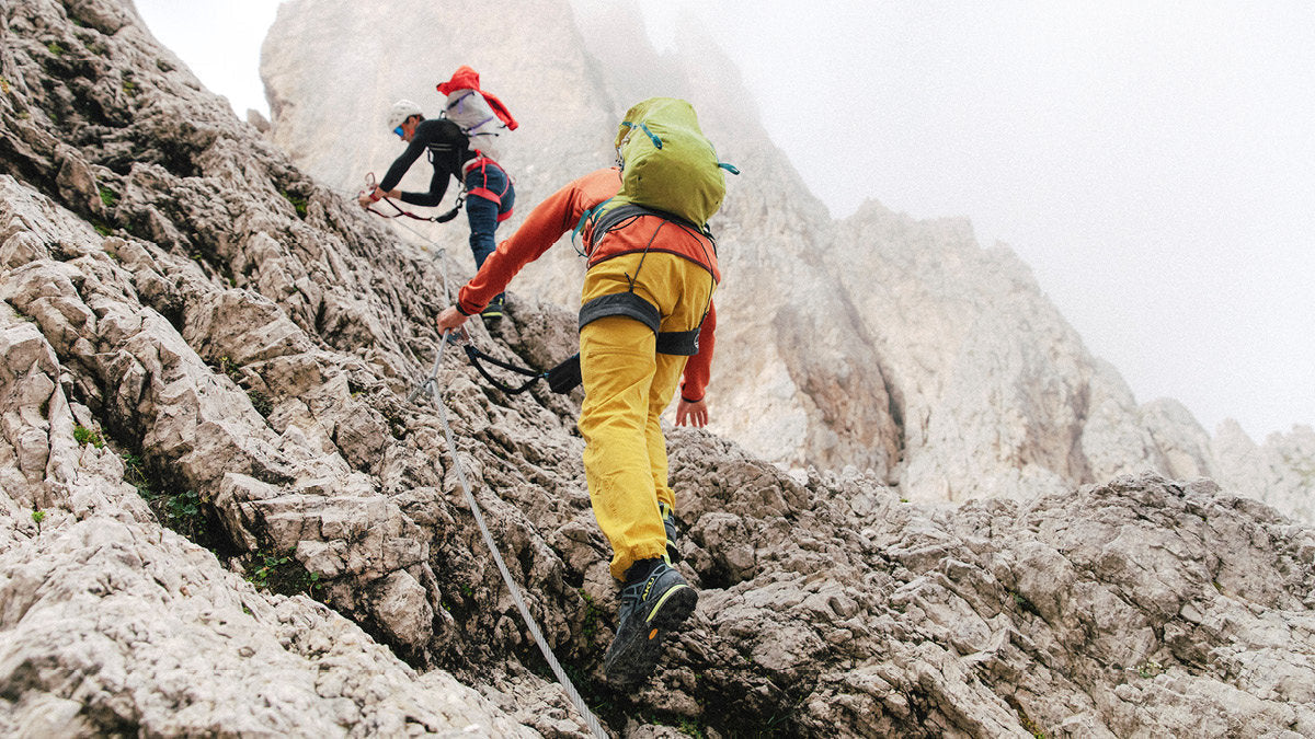 Men's Approach Shoes. Rock Climbing Approach. AKU®