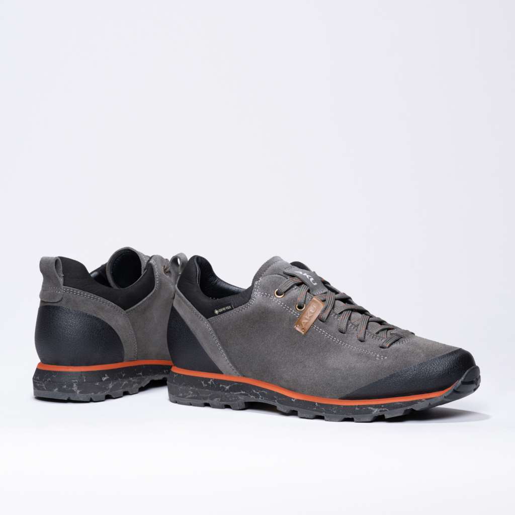 AKU Bellamont IV Suede GTX Grigio-ruggine vista paio completo