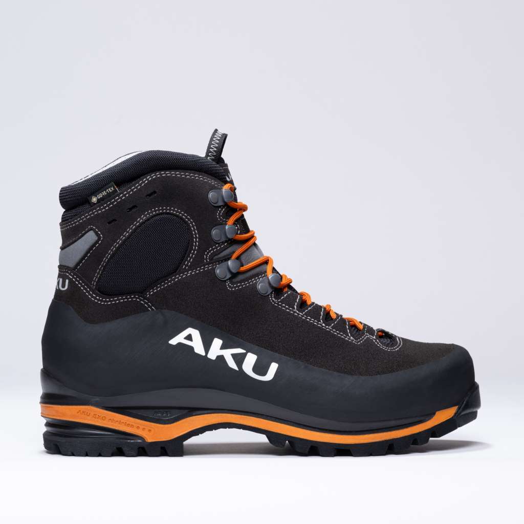 AKU Superalp GTX Antracite-Arancio vista tre quarti