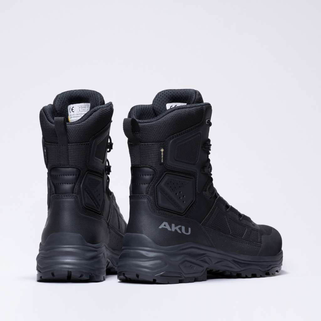 AKU Sentinel GTX Nero vista posteriore