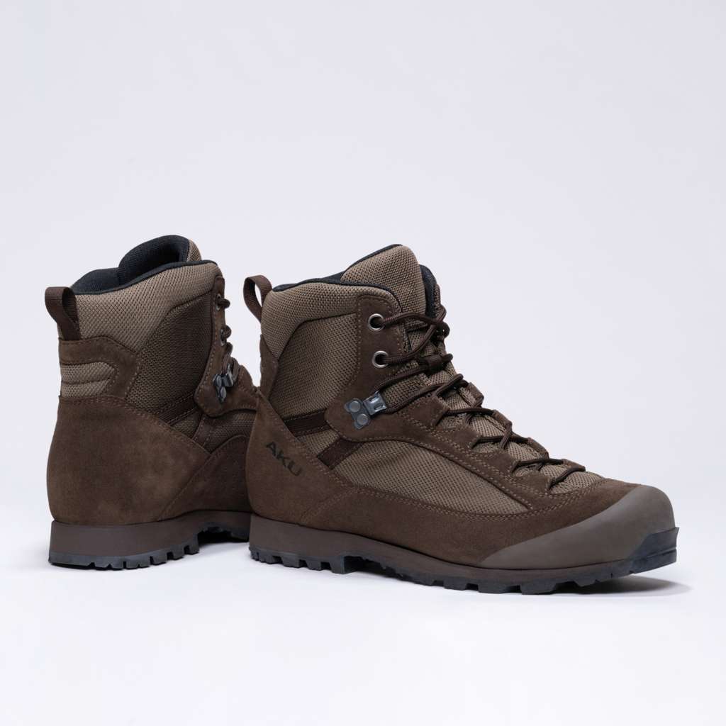 AKU Desertica DS Marrone vista paio completo