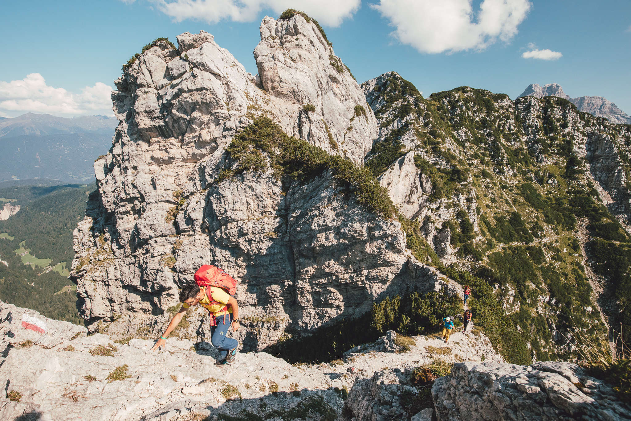 Scarpe da trekking uomo, sentiero di montagna